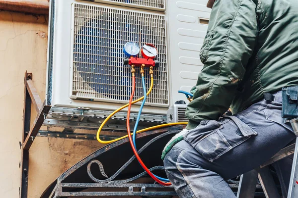 AC repair service in Livonia MI